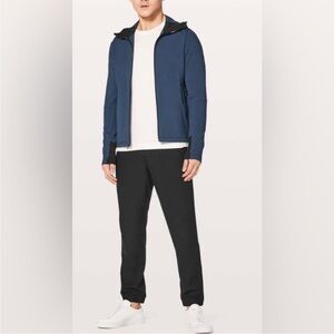 NWT Lululemon Men’s Coverground Jacket size M Blue